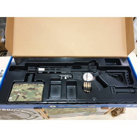 CM16 LMG g&g mosfet et etu 1.2j + ammo box + poignee bipied +bande de balles
