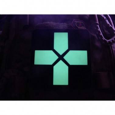 gros patch pvc medic croix rouge medic version phosphorescente 10cmx10cm